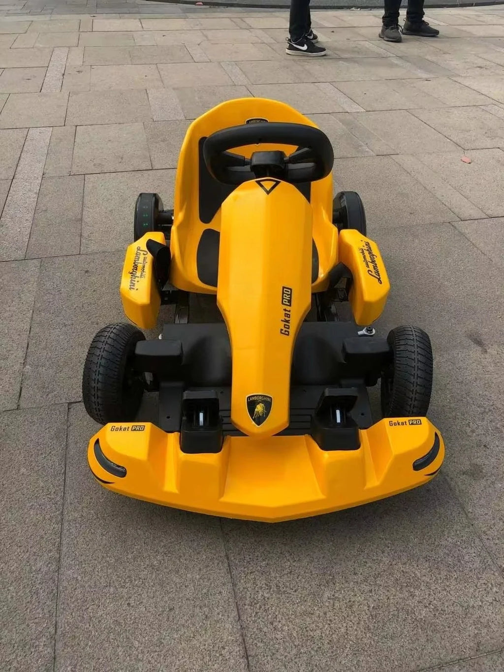 Morbius & Stone Voltage 800 — Dual Motor Electric Kart